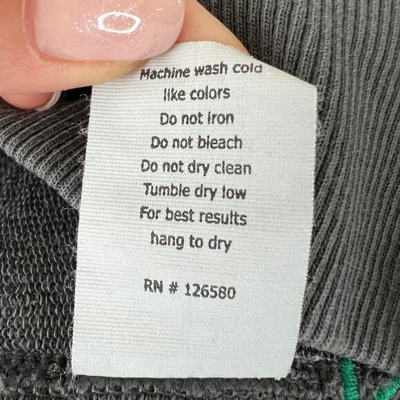 NANCY ROSE Gray Lightning Bolt Top Cotton Side Slit Crew Neck Performance Size 4 - Picture 10 of 10